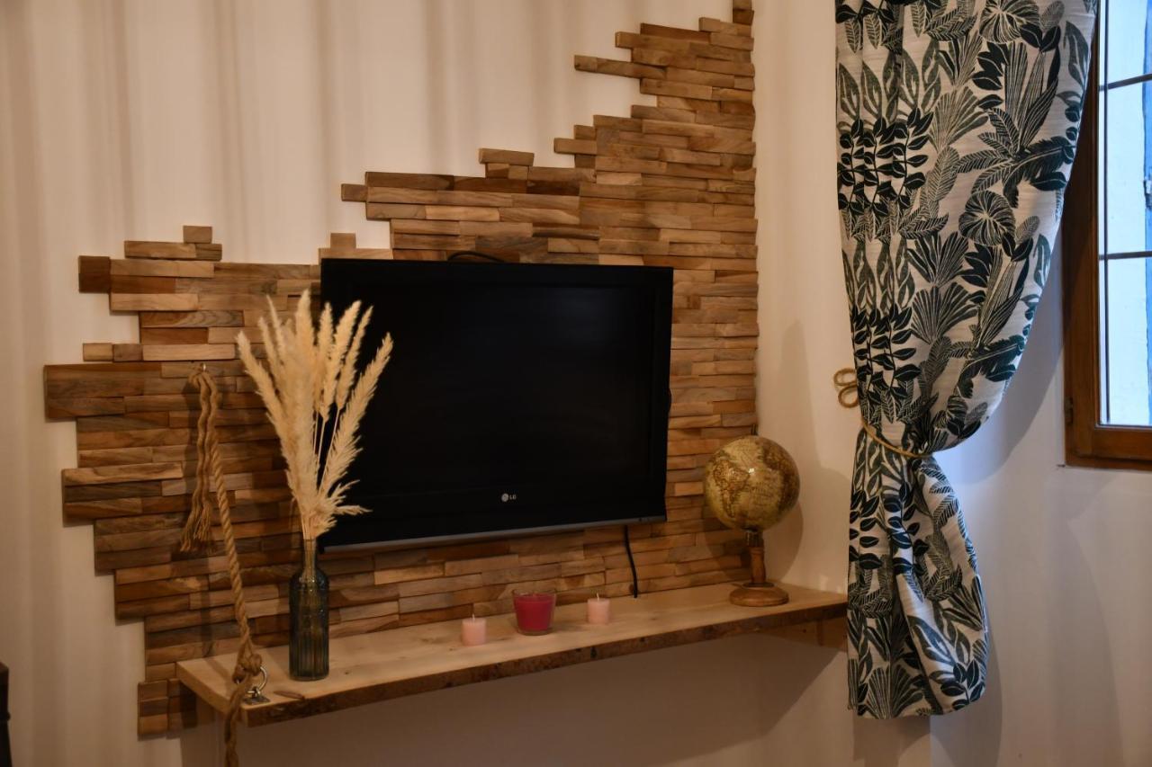 Le Cabanon H24,Atypique,Cosy,Port,Plage,Wifi,Netflix La Seyne-sur-Mer Esterno foto