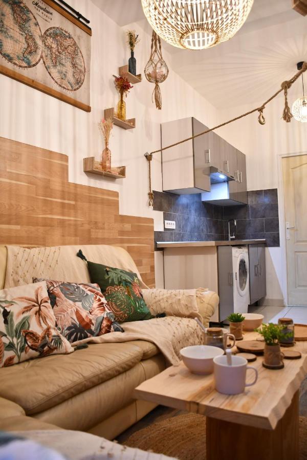 Le Cabanon H24,Atypique,Cosy,Port,Plage,Wifi,Netflix La Seyne-sur-Mer Esterno foto